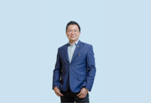Milton Seigi Hayashi explica como o silicone, quando bem indicado, não impede a amamentação nem compromete a saúde materna.